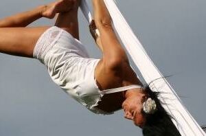 cours-de-tissus-Aerien-pour-Enfants-a-rebecq.jpg